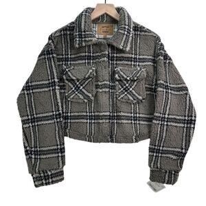 PINK ROSE Women's Cropped Olive‎ Plaid Flannel Sherpa Shacket Jacket Size S